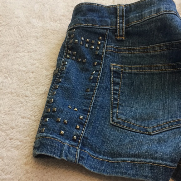 Stretch denim short-shorts, studded sides - Picture 6 of 6